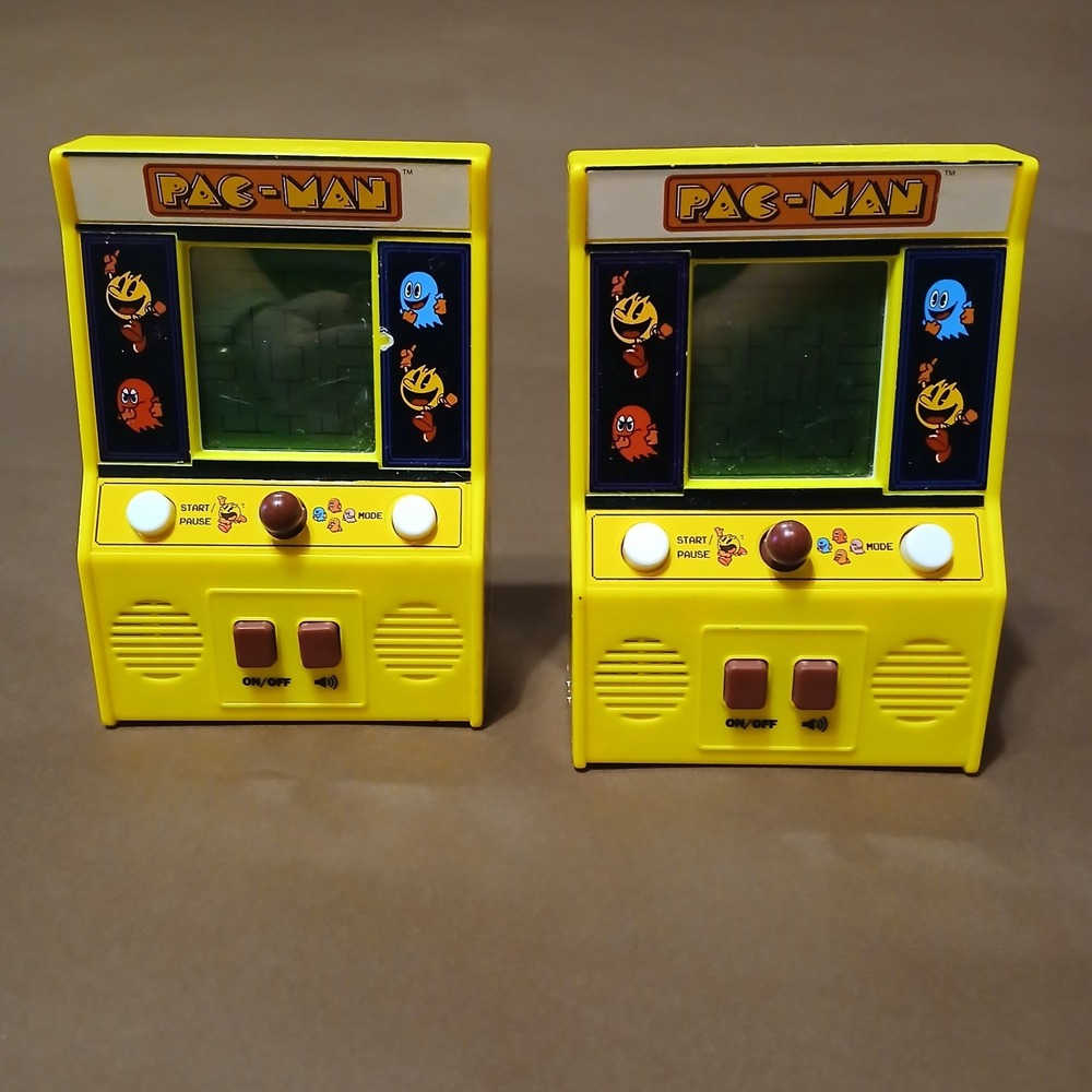 Pac-Man Handheld Retro Mini Arcade Classic Game 2 Pieces Works